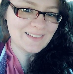 Meet your Posher, Brittney